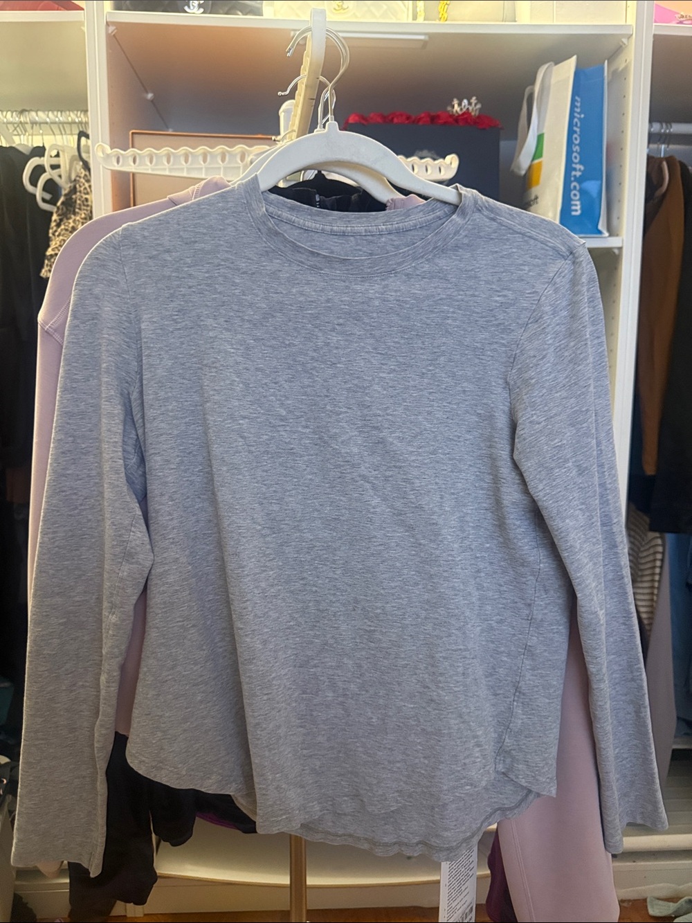 lululemon athletica Heather Gray Long Sleeve Crewneck Top